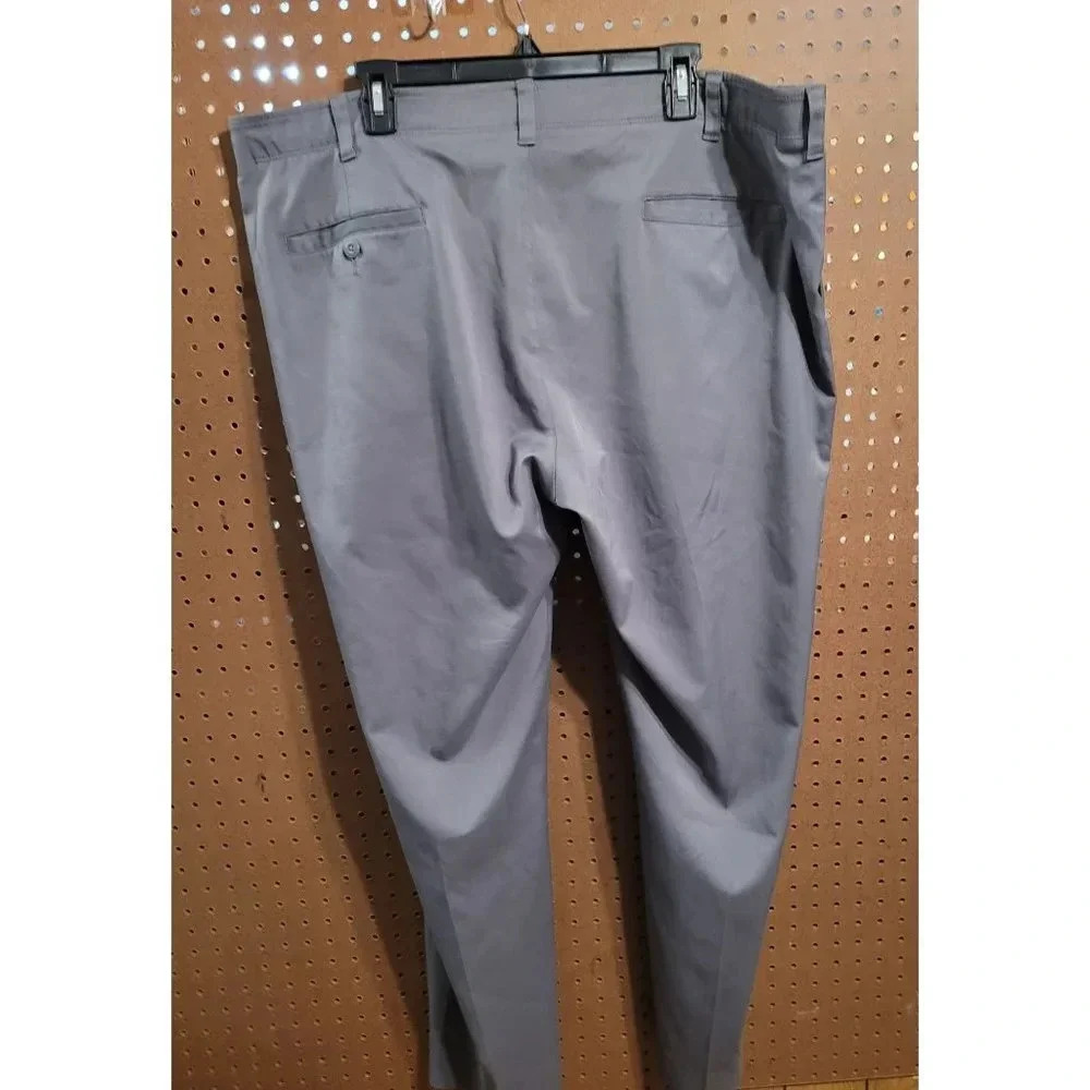 Pro Tour Men's Golf Slacks, Pants Gray 42 x 30 Excellent Preowned Condition